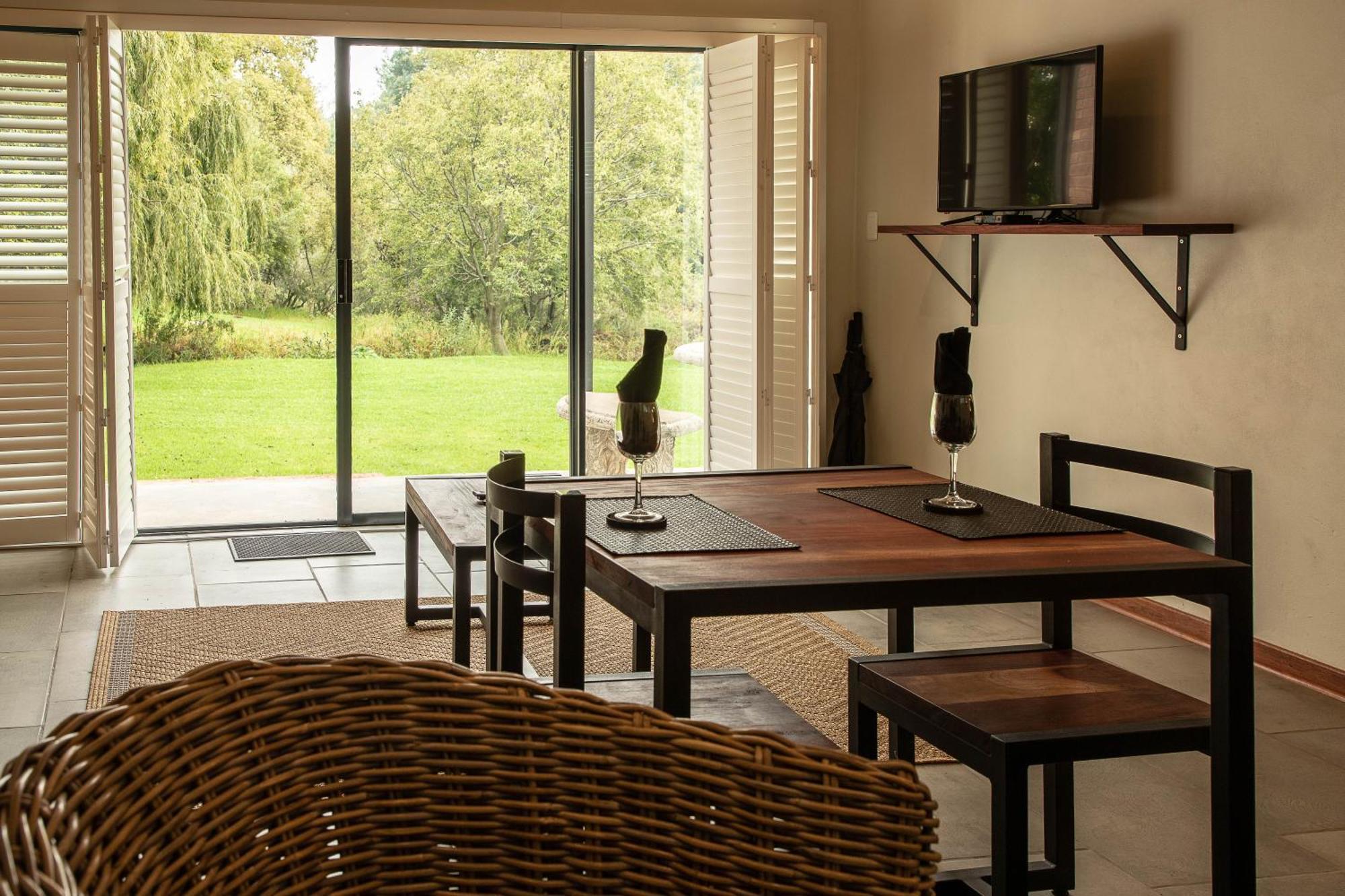 Valley Of The Rainbow Fly Fishing Estate Dullstroom Habitación foto